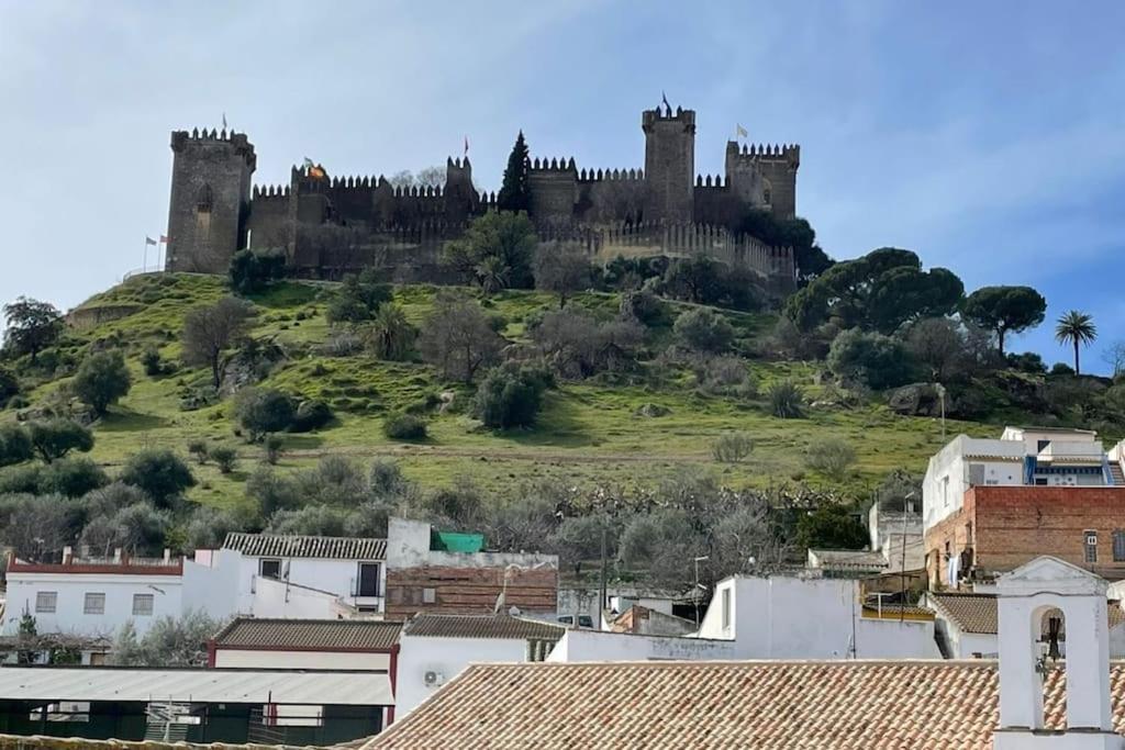 Almodóvar del Río Apartamento La Iglesia מראה חיצוני תמונה